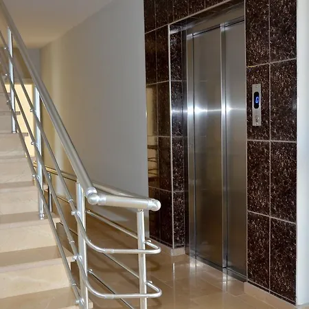Luxury Suites By Melani Oba River Apartament