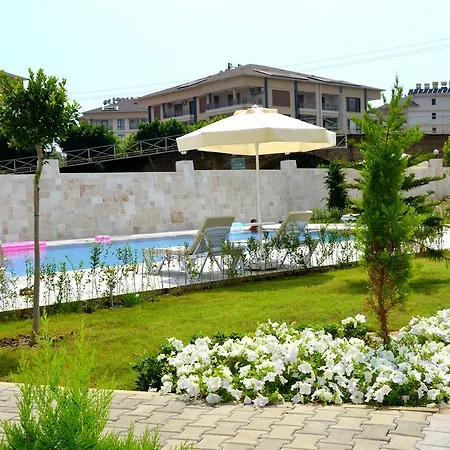 Luxury Suites By Melani Oba River Apartament Alanya